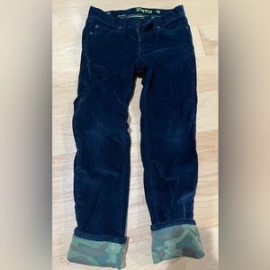 Slim fit, stretch, lined corduroy pants. Excellent condition!